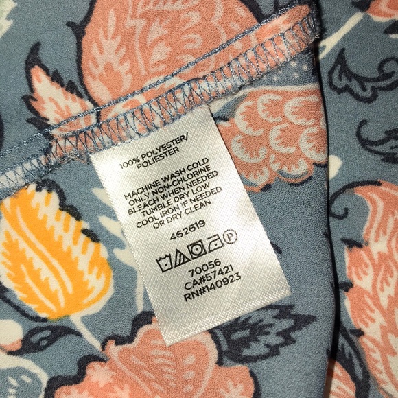 LOFT - Floral Sleeveless Blouse - Picture 7 of 8